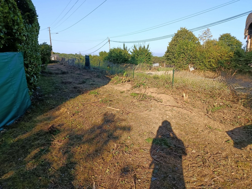 Pose d'une clôture rigide occultante à Arthez-de-Béarn - Castagnous Paysage
