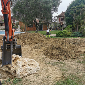 Aménagement des talus et modelage du terrain